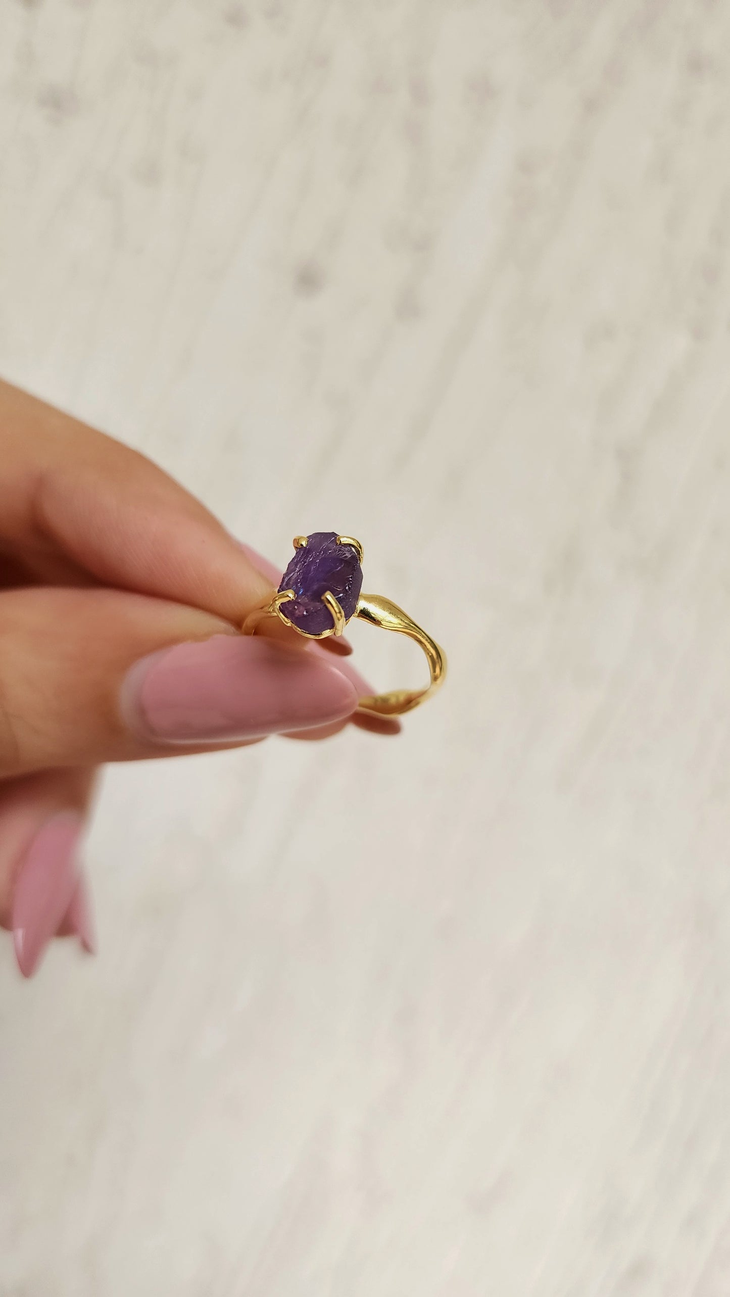 Wisdom Veil - Raw Amethyst