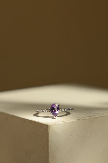 The Lily Ring - Amethyst