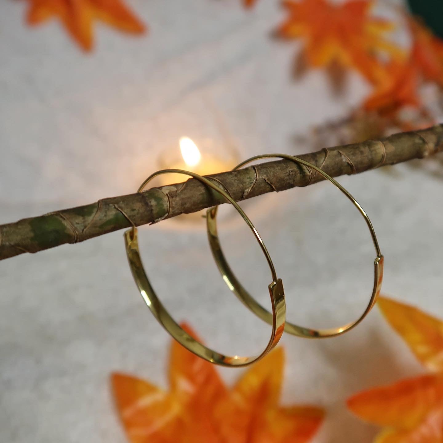 The Aurora Hoop