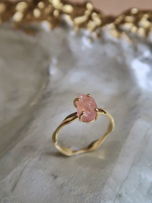 Thorn & Bloom - Raw Rose Quartz