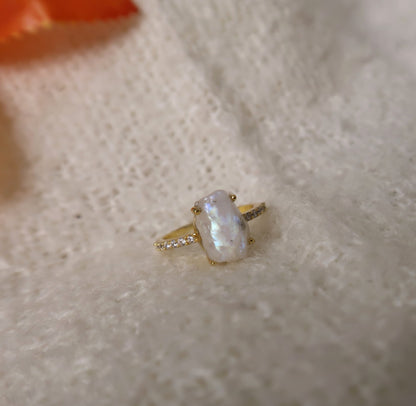 Moon Chunk Ring - Moonstone